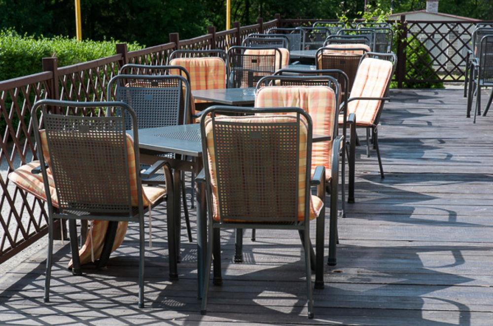 Knezdub Hotel Radejov מראה חיצוני תמונה